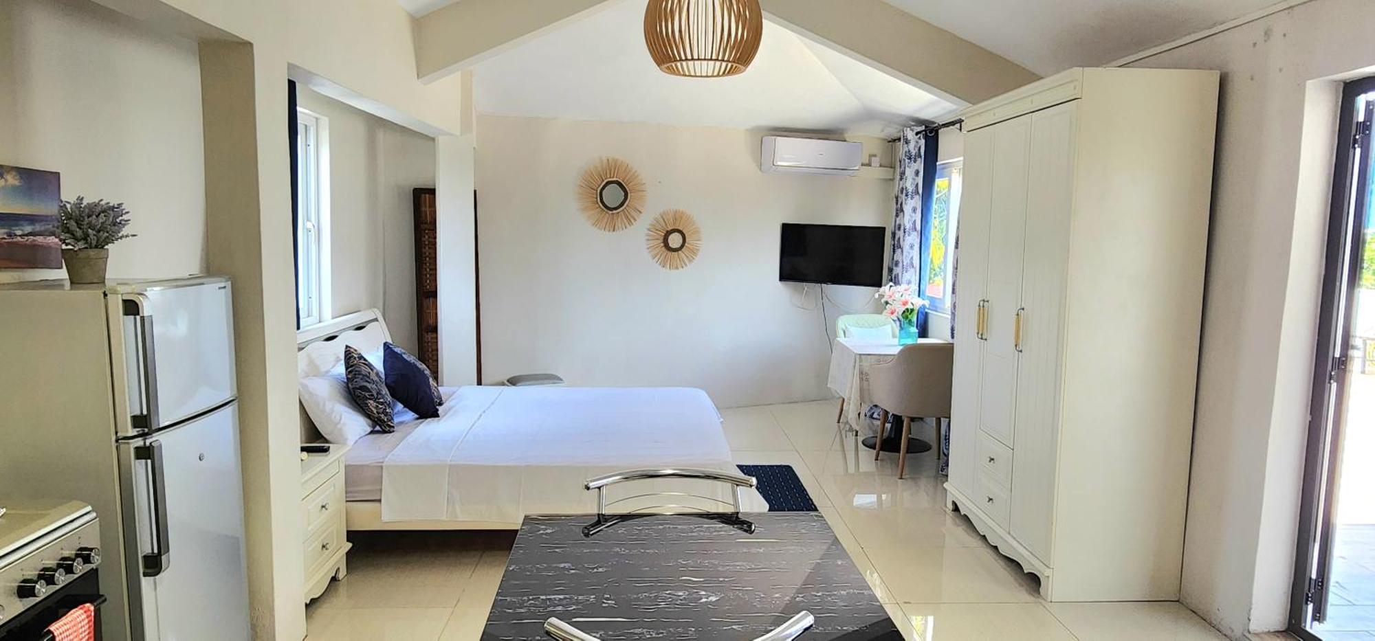 Lovely Studio Apartment With Views Of The Lagoon. Grand Baie Zewnętrze zdjęcie